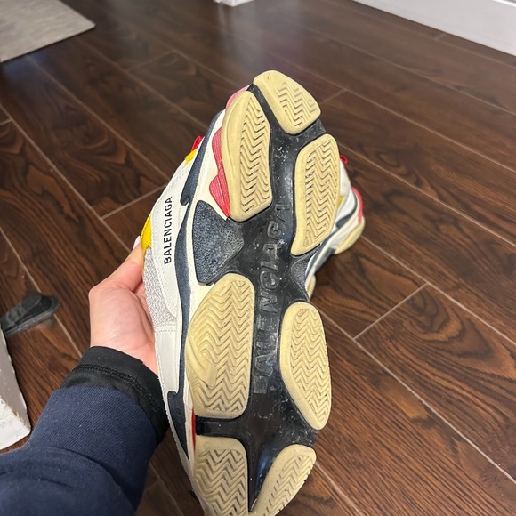 Unisex Balenciaga Triple S Cream Yellow Red - Picture 4 of 4